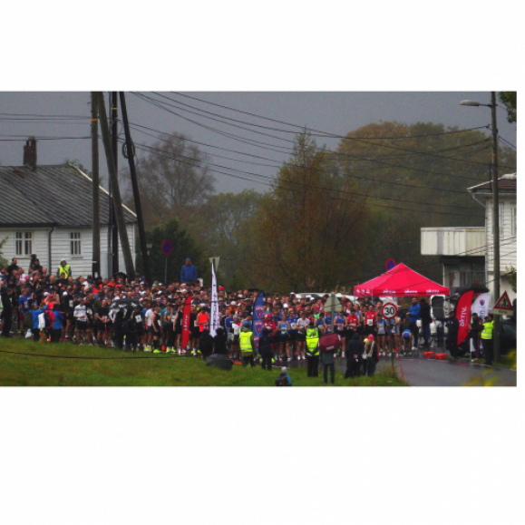 Sørfjorden Halvmaraton 04.10.25